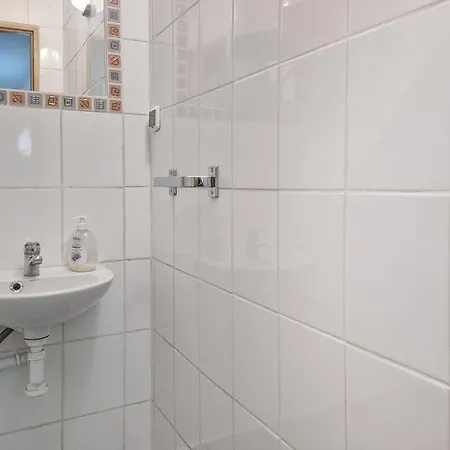 3 Bedroom Beautiful In Pogorzelica * Pogorzelica (Gmina Rewal)