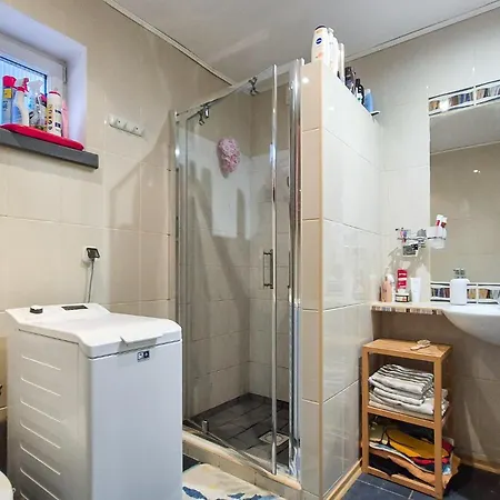 펜션 3 Bedroom Beautiful In 포고르젤리차